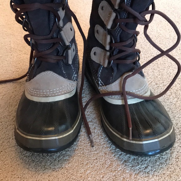 Sorel ‘Joan of Arc’ waterproof winter boots - Picture 3 of 7